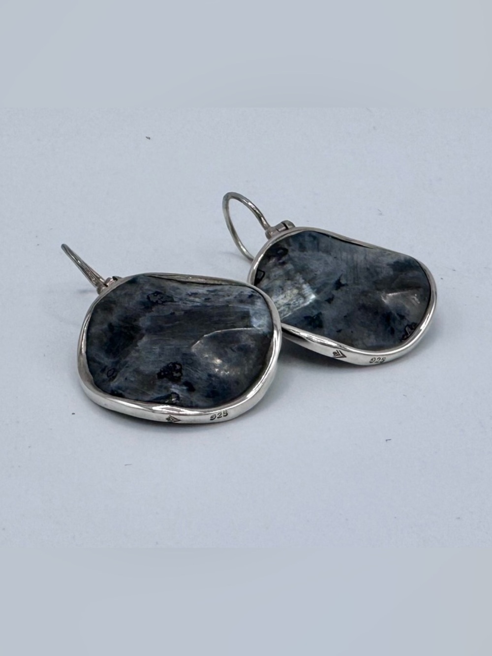 Silpada Round Wavy Sterling Silver 925 Feldspar Stone Dangle Earrings W1876 - Picture 4 of 7